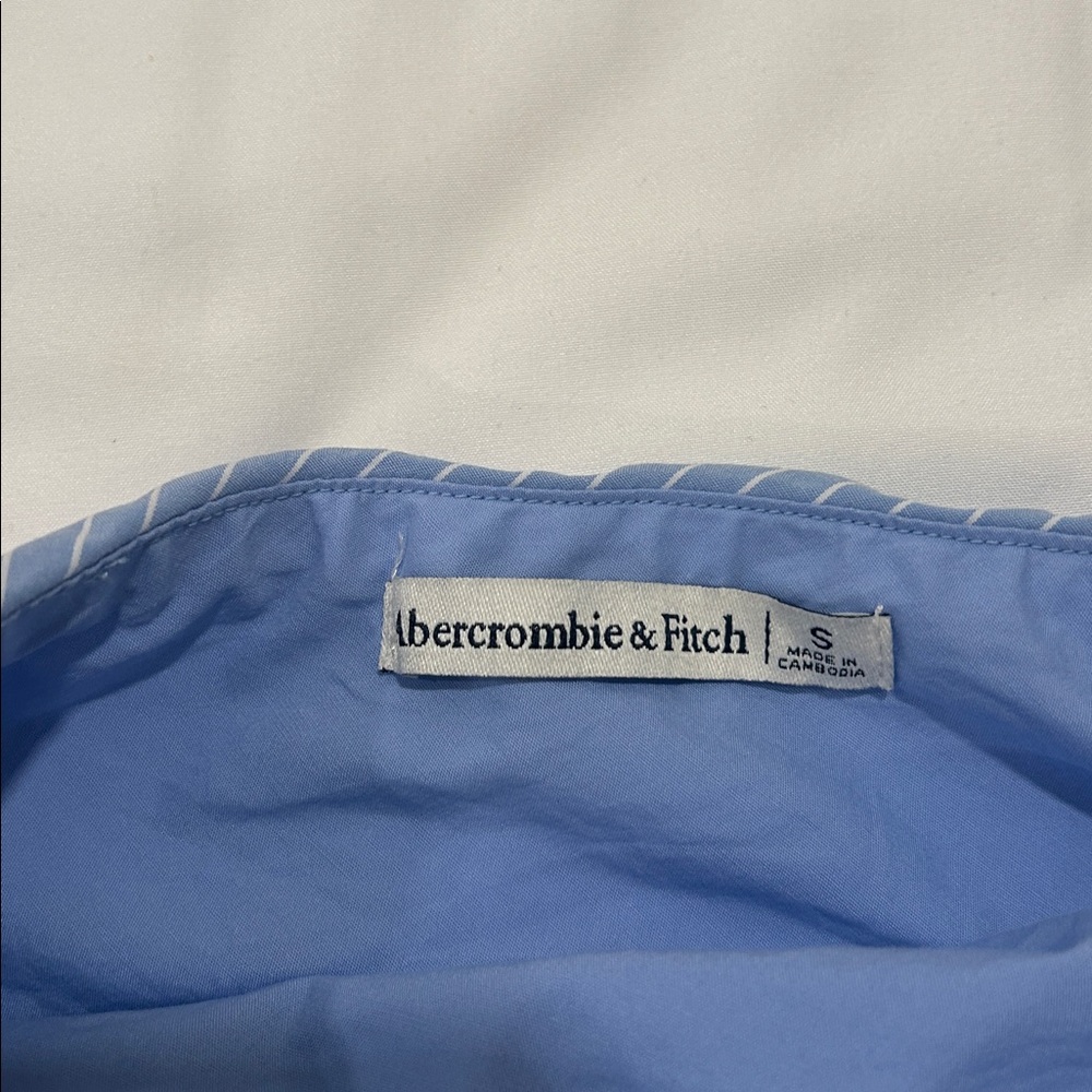 Abercrombie & Fitch Asymmetrical Strapless Top (Sz S) - Picture 5 of 6